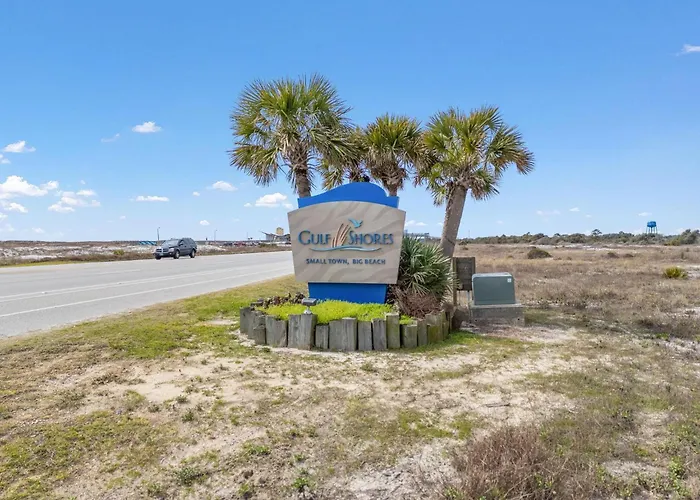 Colonnades 302 Holiday home *